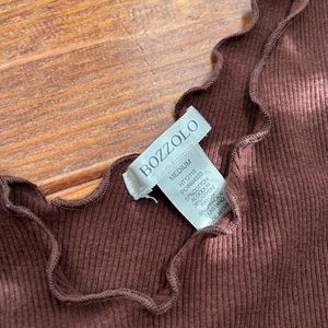 Cropped tank top lettuce trim never worn